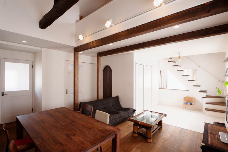 リビングとダイニング。子ども部屋とつながっている