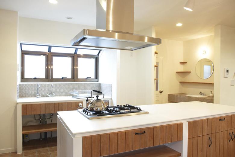 オリジナルの造作キッチン