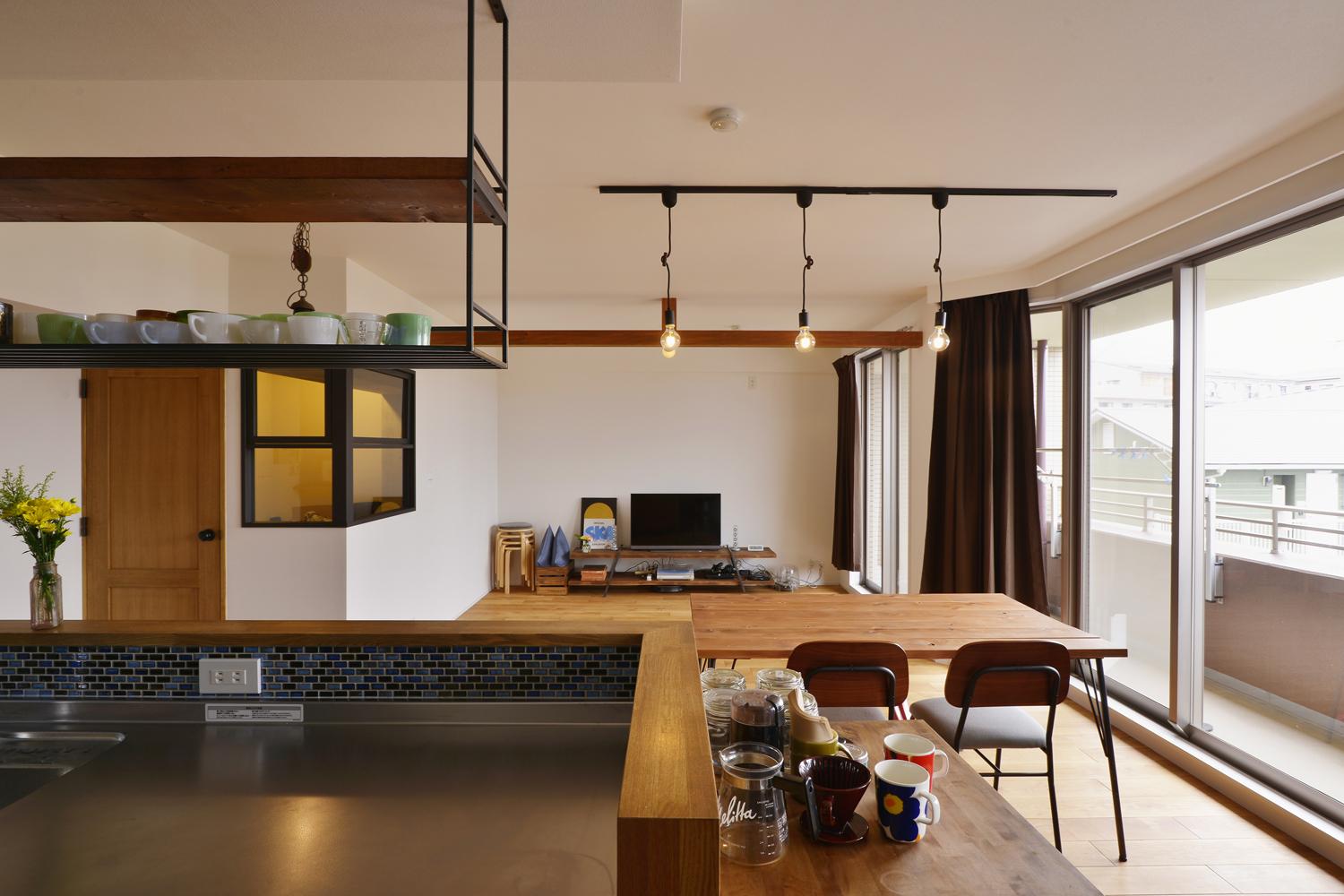 リビングダイニング