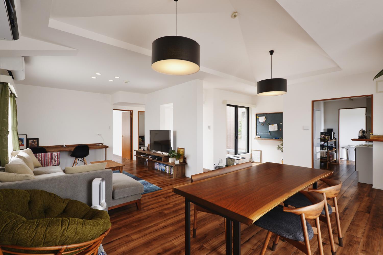 リビングダイニング