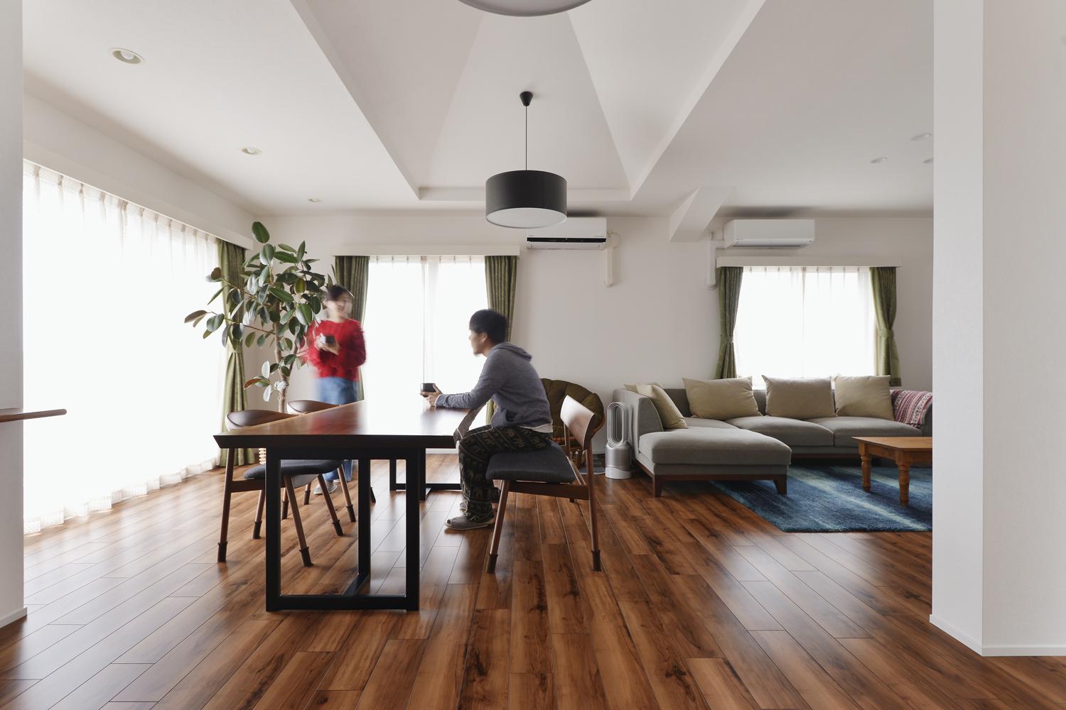 リビングダイニング