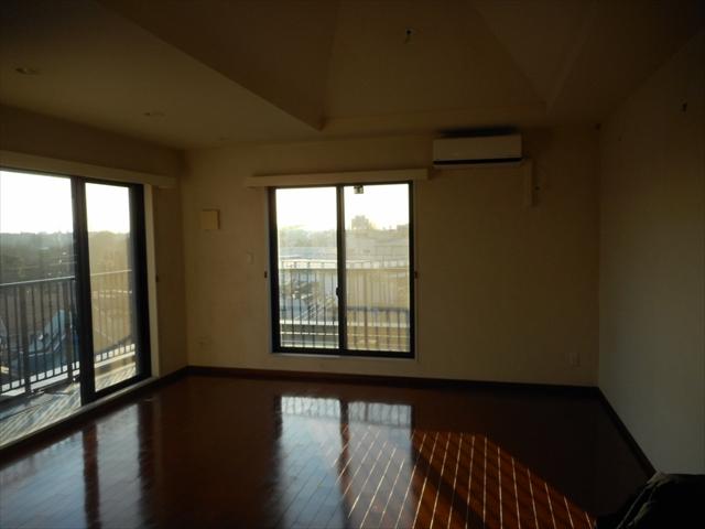 リビングダイニング