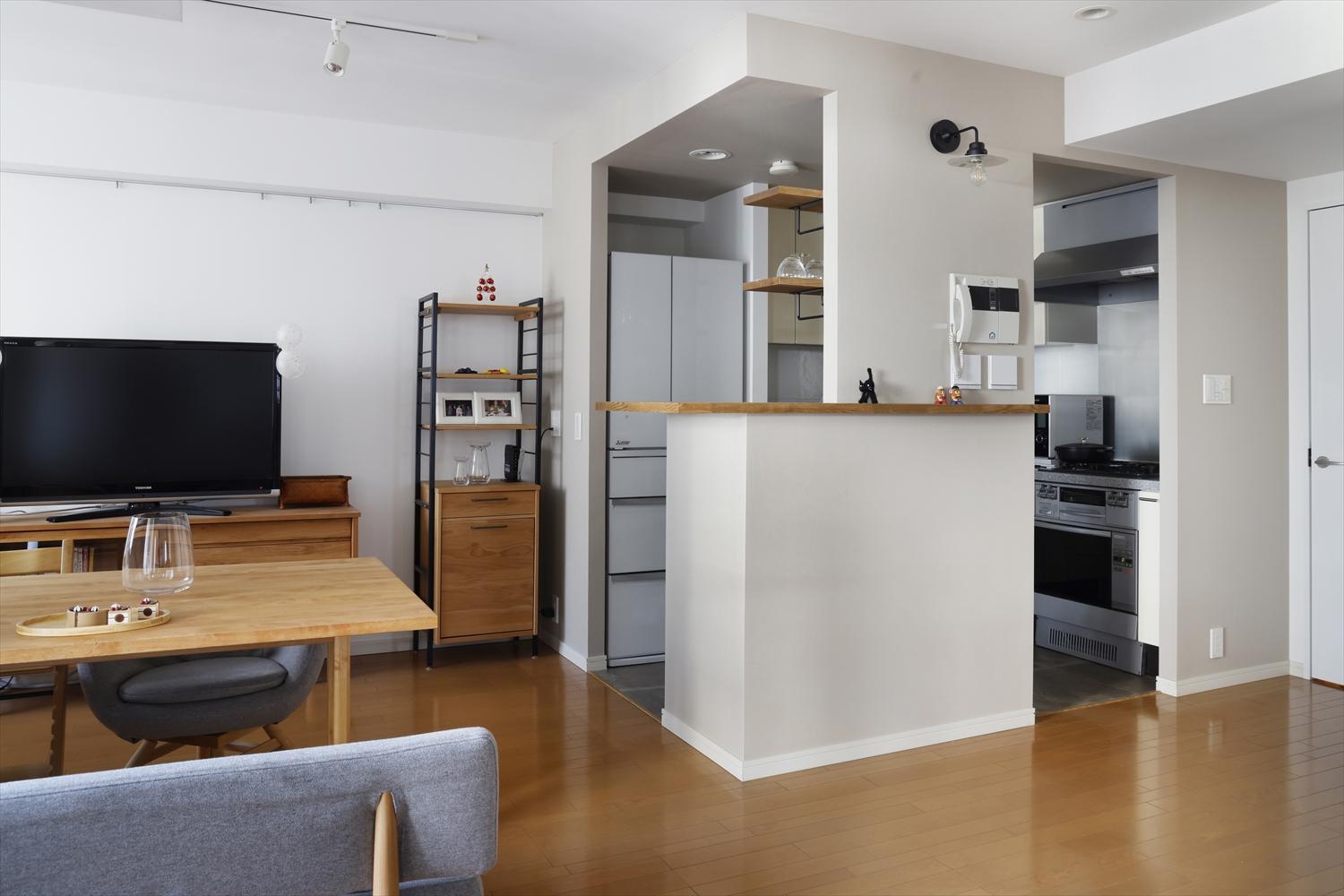 キッチンには２Wayでアクセスできるので、家事もスムーズ