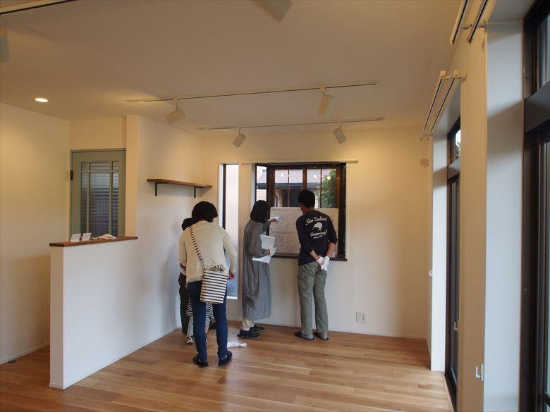 以前の現場見学会の様子