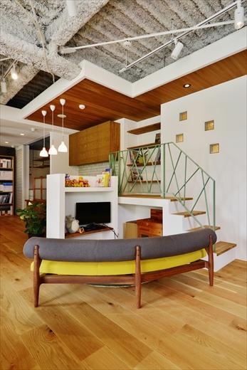 セミナー中、お子様が退屈しないよう、キッズスペース有。お子様連れでどうぞ