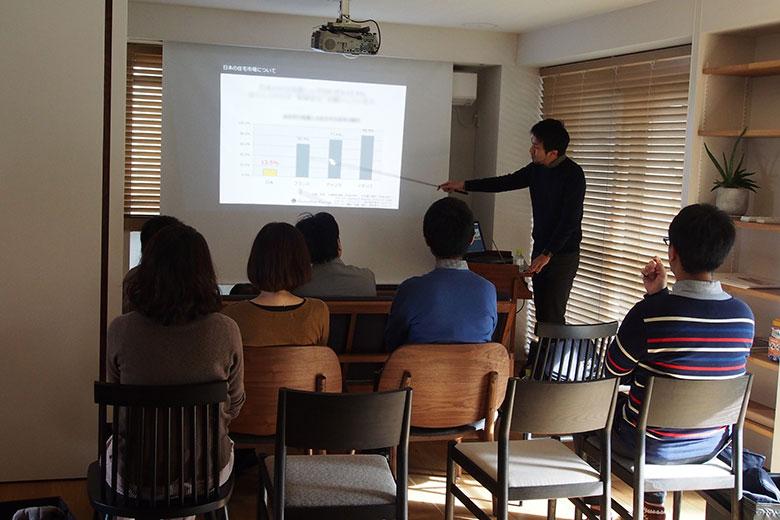 セミナーの様子。(リノベーションギャラリーで開催したセミナーの写真)