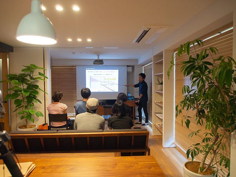 セミナーの様子。(リノベーションギャラリーで開催したセミナーの写真)