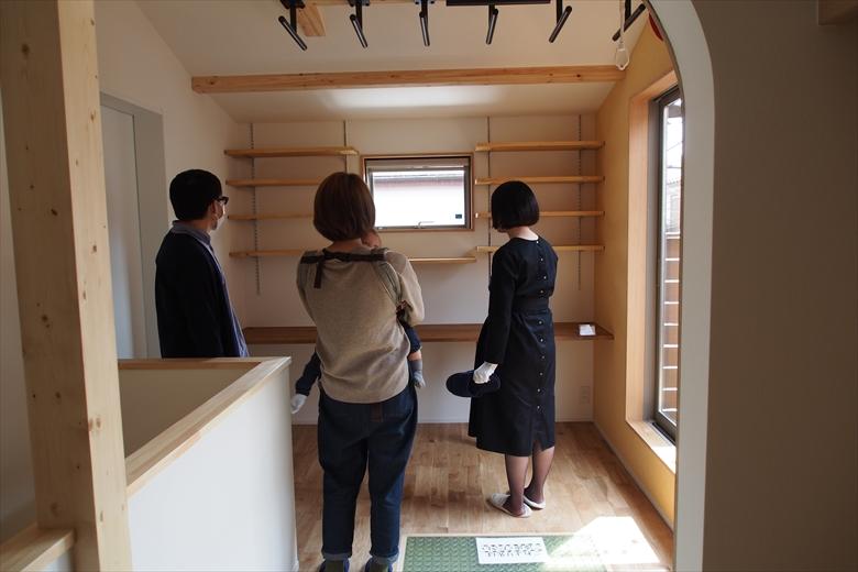 以前の現場見学会の様子