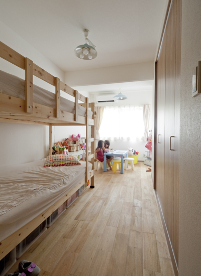 ナチュラルな雰囲気の子供部屋