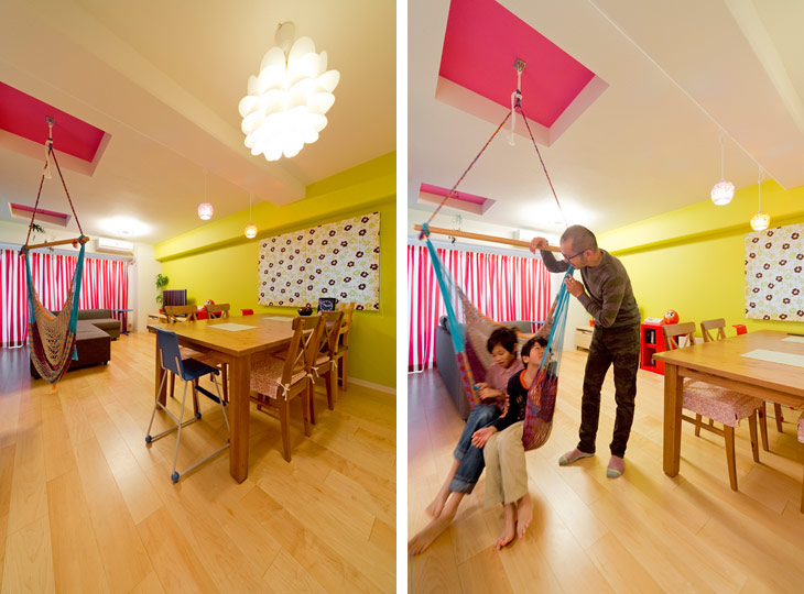 （写真左）リビングの真ん中にハンッモックがあったり、カラフルな壁紙や造作建具があったりと、コストを抑えつつガラリと印象を変わった空間に
（写真右）ハンモックは子どもたちも大好きな遊び場