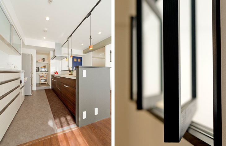 （写真左）キッチンはタイルのフロアに。収納もたっぷり設けています
（写真右）リビングサイドの壁にはおしゃれな回転窓を設置