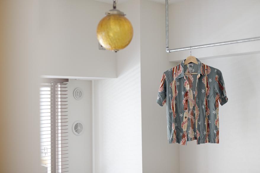 物干しバーはガス管で作成。インダストリアル感を出しました。