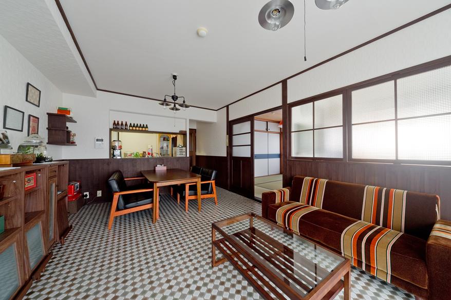 「古き良き日本の昭和を感じる」のリビングダイニング