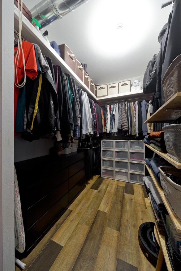 「Do It Yourself !!」の収納・クローゼット