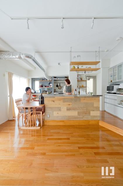 「優しい色に包まれて」のキッチン