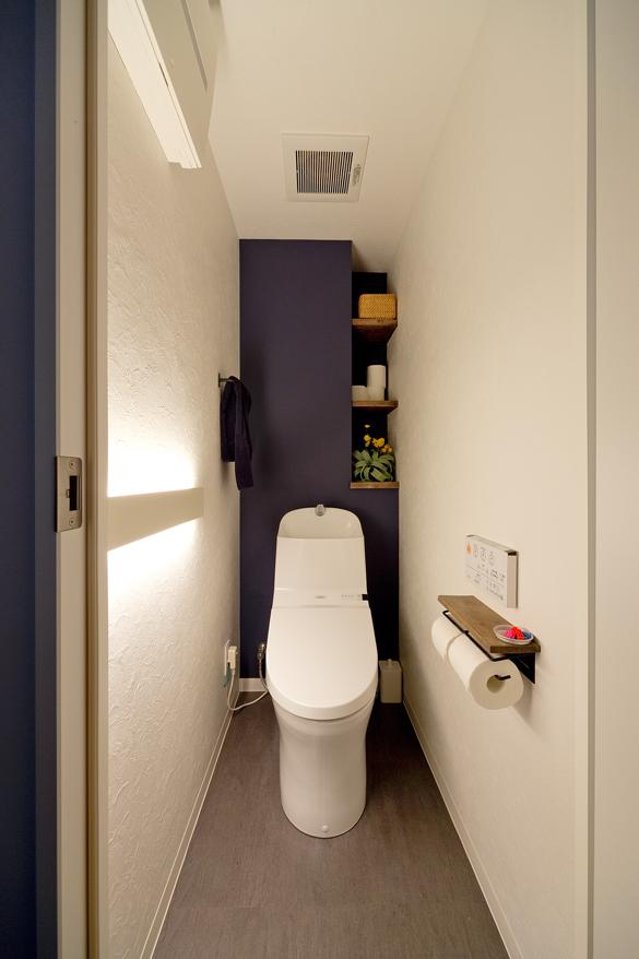 「長方形を楽しむ。シンプル＆グリーンの暮らし」のお風呂・洗面所・トイレ