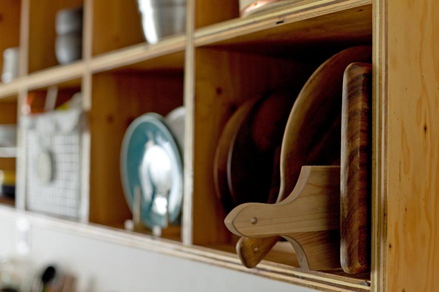 大好きなキッチングッズはいつでも見える、魅せる収納に。