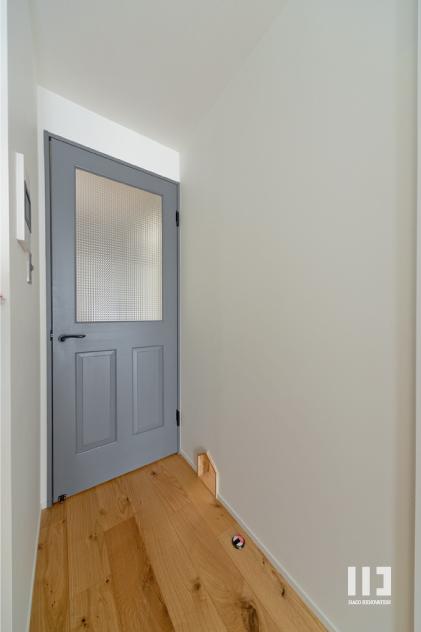 「レコード×ナチュラル×DIYな暮らし。」の扉