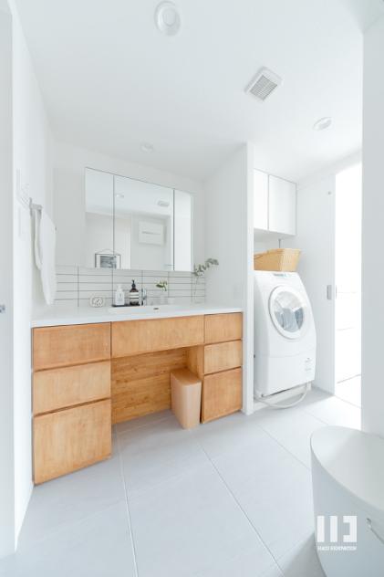 「やさしい色が心地良いスカンジナビアスタイル」のお風呂・洗面所・トイレ