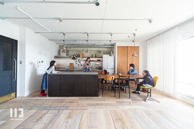 「家族が集まるヴィンテージハウス」のキッチン