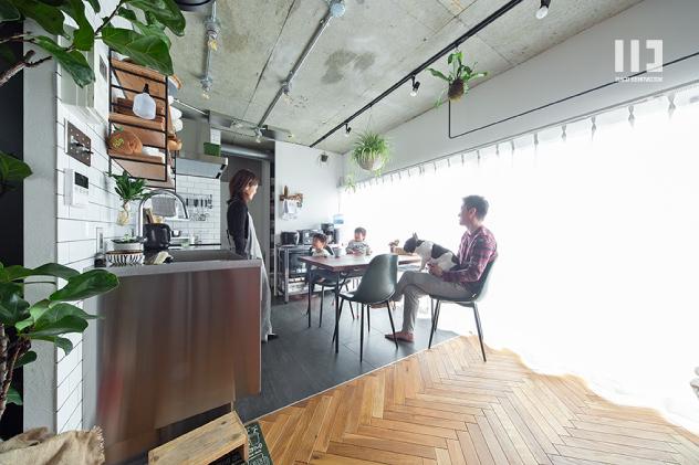 木とコンクリートの自然体な暮らし