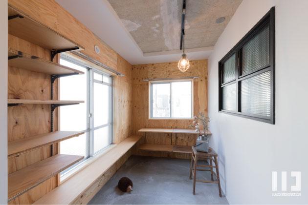 広々としたウォークインクローゼットで見せる収納を。