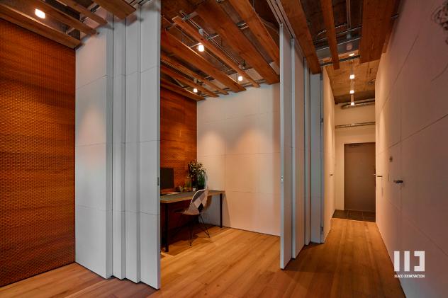 収納可能な引き戸で開閉できます。