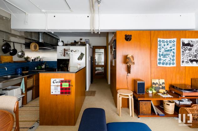 躯体のコンクリートを活かしつつ木の暖かみも取り入れたくてシナベニヤを壁仕上げ材に大胆に使用。