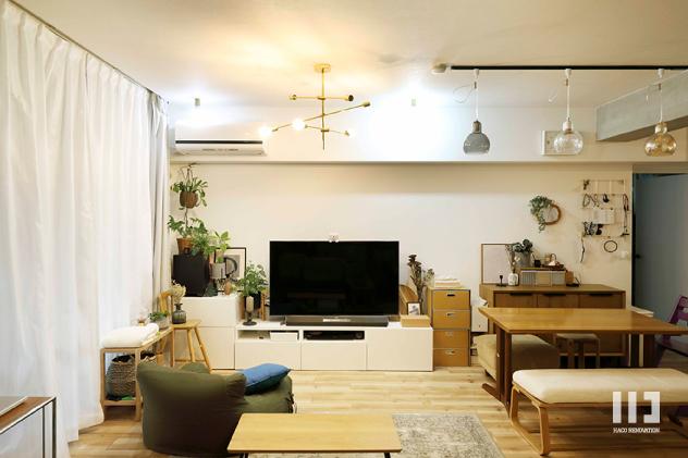 「やさしい色に包まれたなら」のリビングダイニング