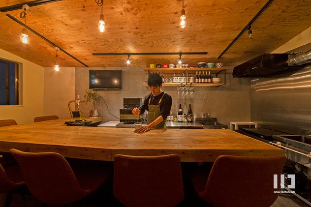 「隠れ家的ダイニングBar "千里山BASE"」のキッチン