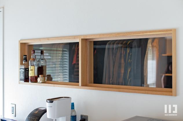 「自分の時間を楽しく過ごす」のキッチン背面窓