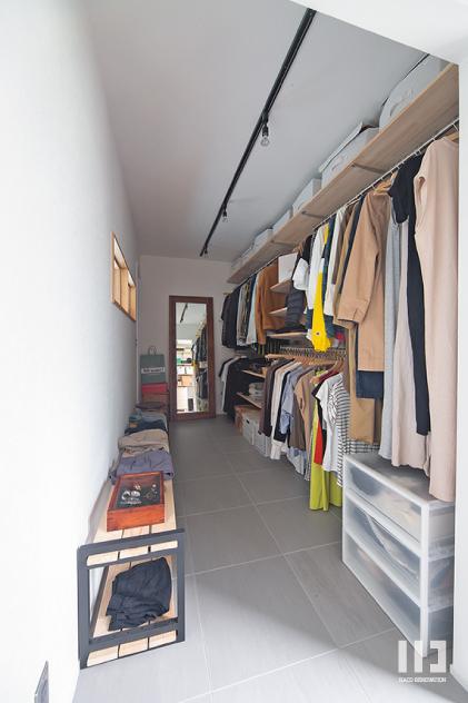 「自分の時間を楽しく過ごす」のウォークインクローゼット