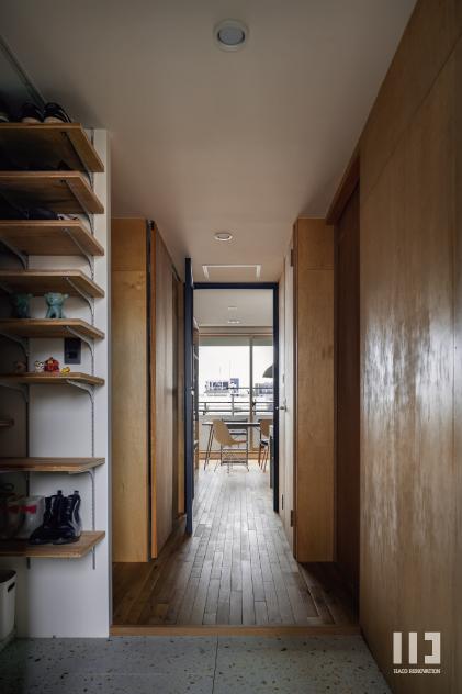 「並べる家」の玄関＆廊下