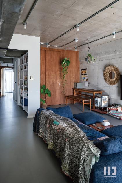 「アンニュイな空模様」のリビングダイニング