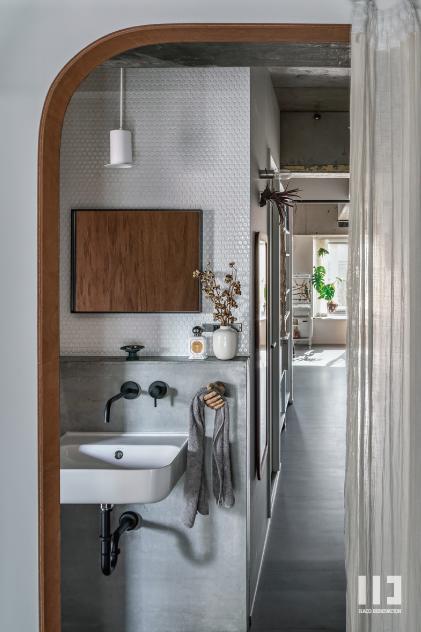 「アンニュイな空模様」の洗面スペース