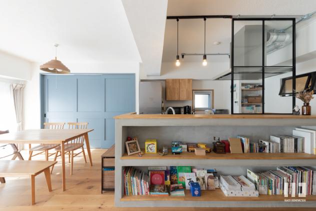 「イロとカタチを紡ぐ」のキッチン・ダイニング