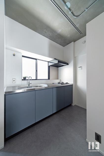 「四条畷 Rinato (築48年物語)」のキッチン