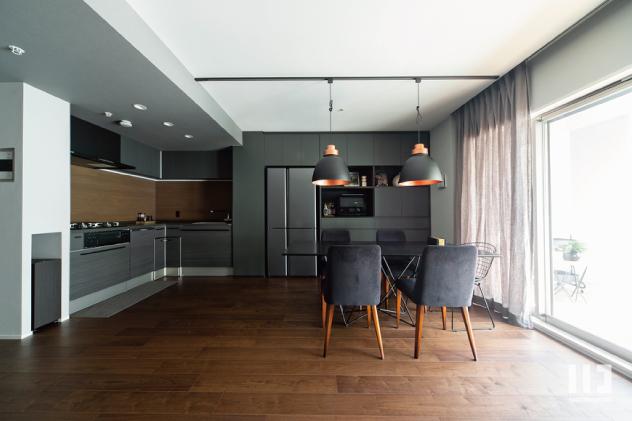 「quiet and calm」のキッチン