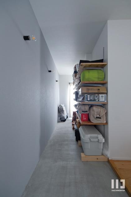 「Aesopの家」の土間・収納