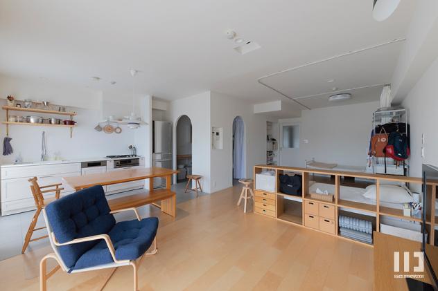 「N.O.」のリビング