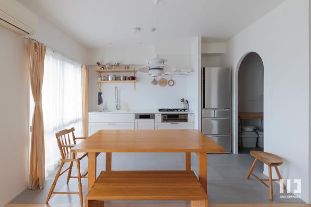 「N.O.」のダイニング