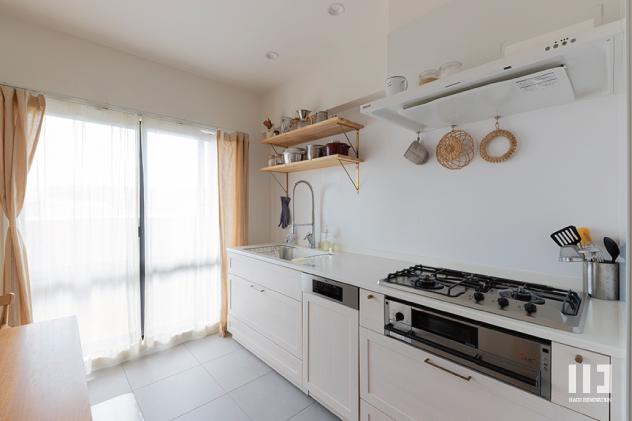 「N.O.」のキッチン