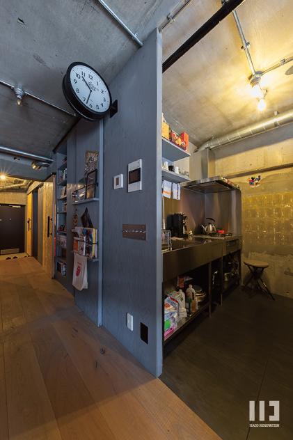 「そう、すべては…」のキッチン