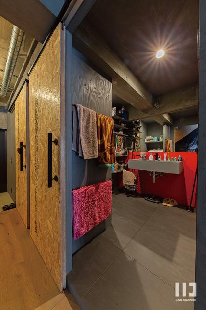 「そう、すべては…」のサニタリー