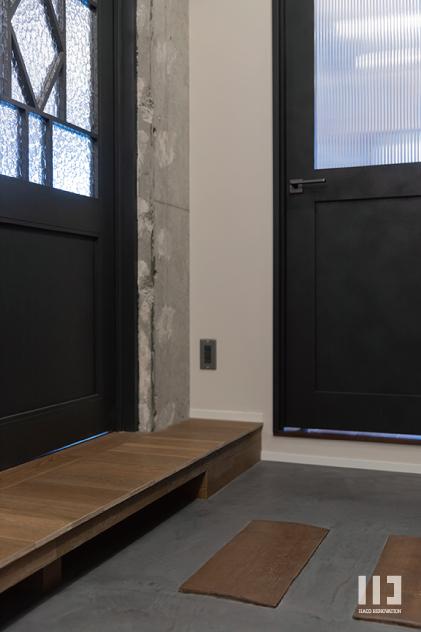 「綯交（ないまぜ）な暮らし」の廊下・土間