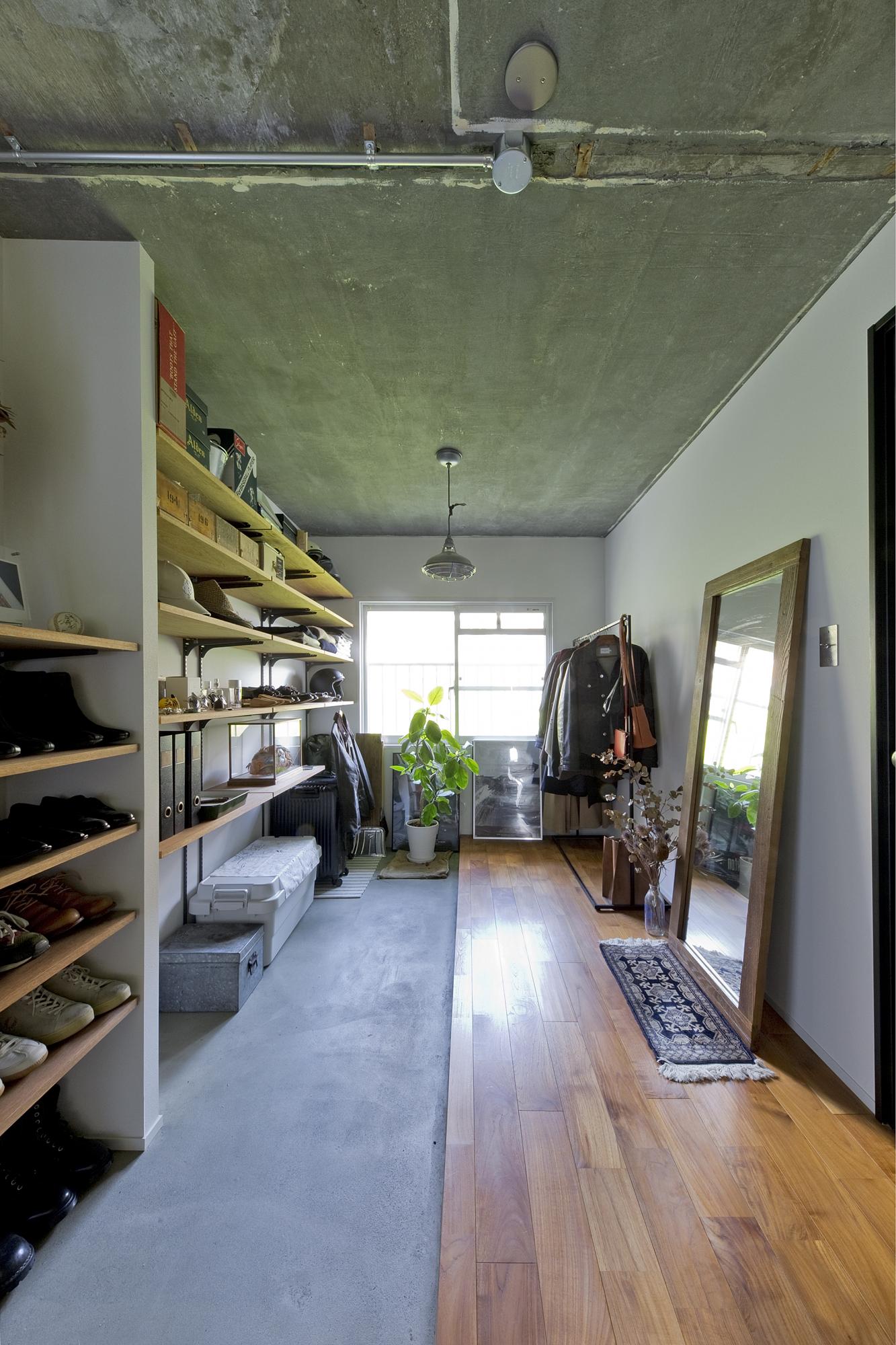 「余白」の玄関土間・収納