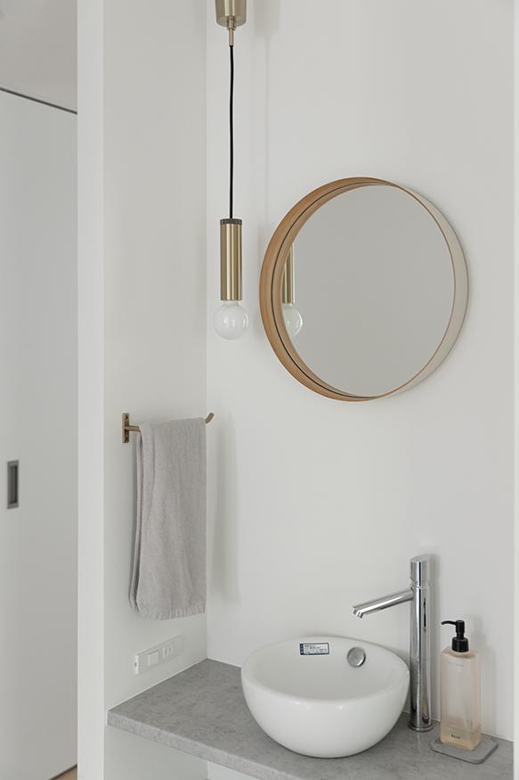 「めぐり めぐる くらし」の洗面