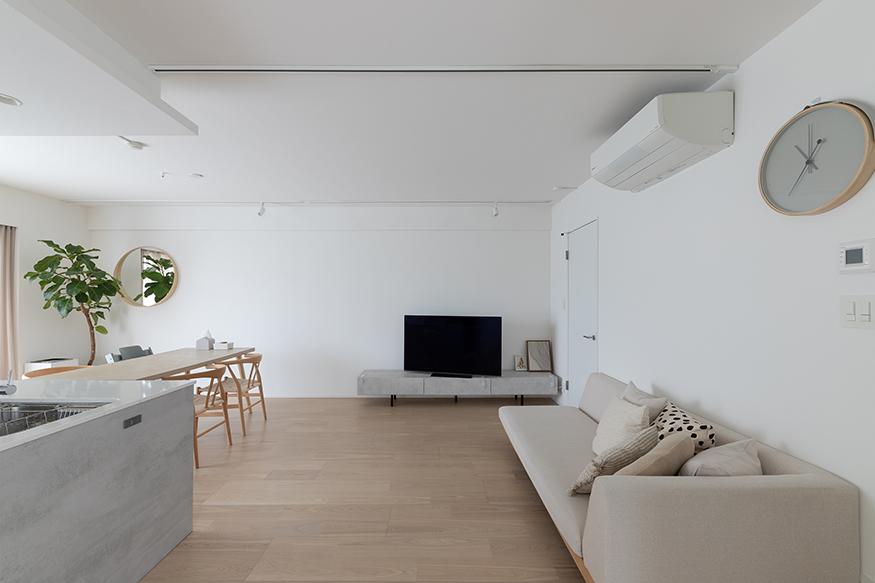 「めぐり めぐる くらし」のリビングダイニング