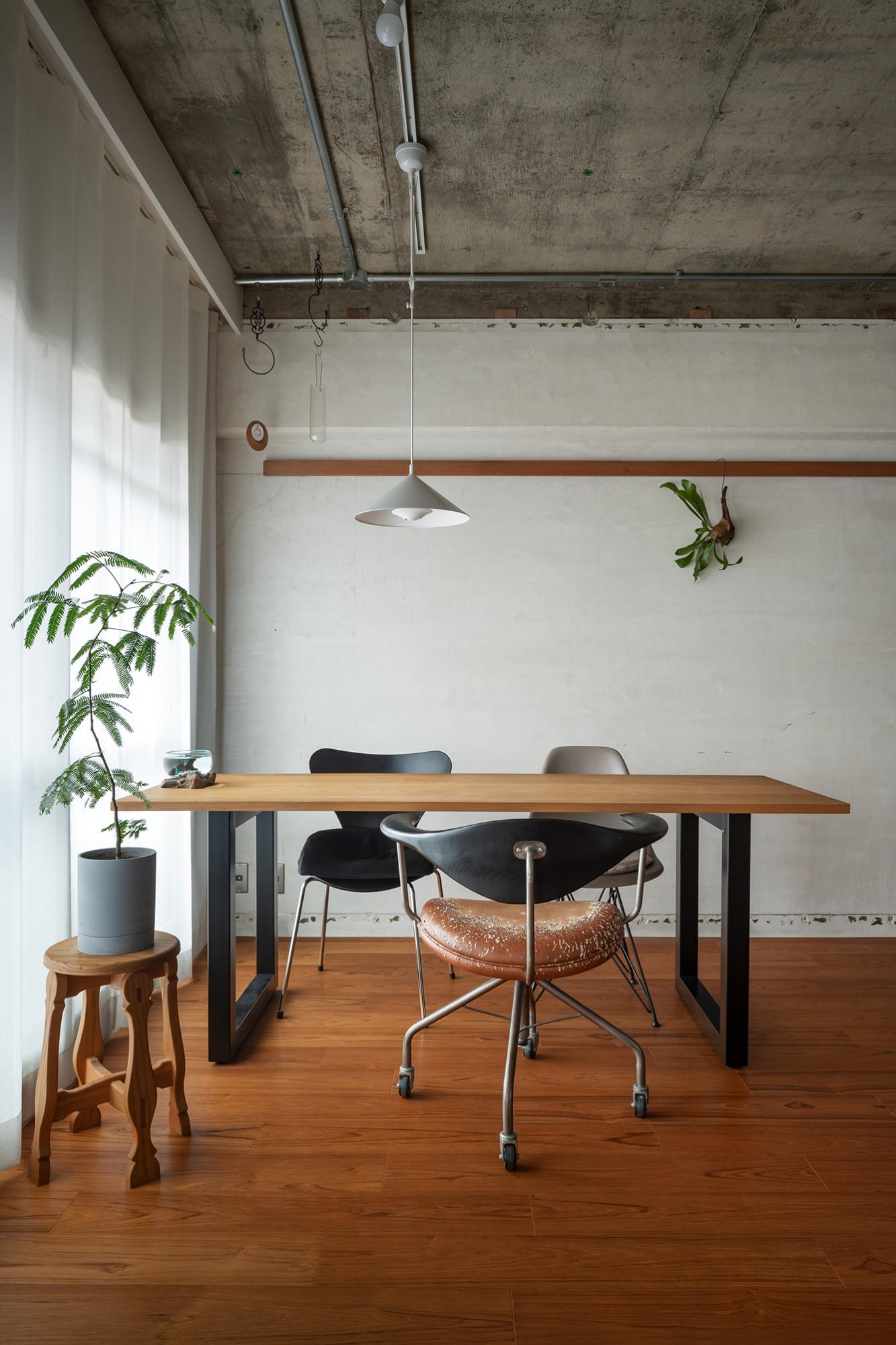 「陰翳礼讃」のダイニング