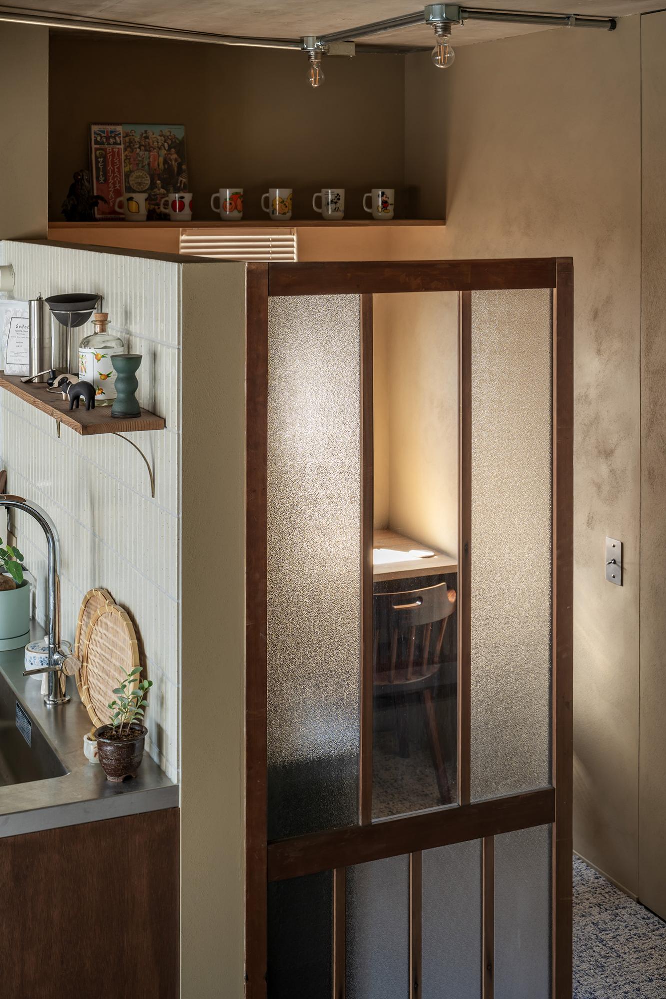 「遊郭建具と暮らす」の書斎